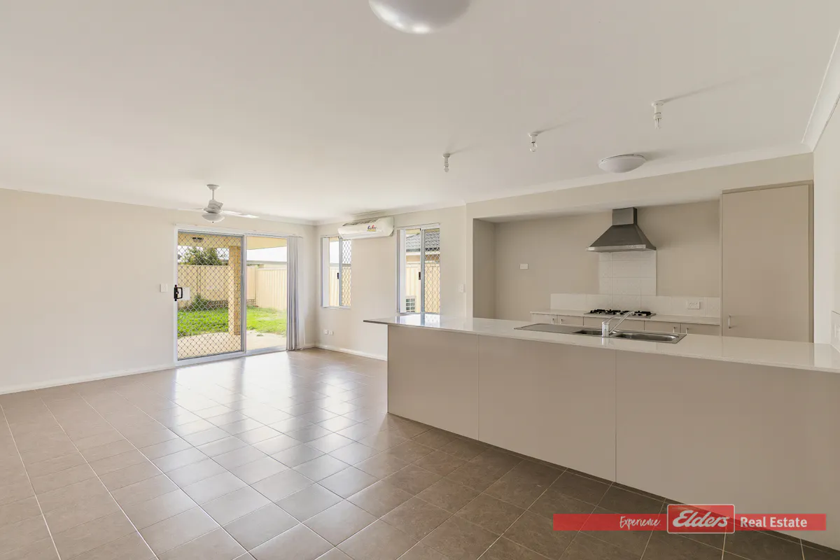 4 Broomhurst Street — photo 4 of 16
