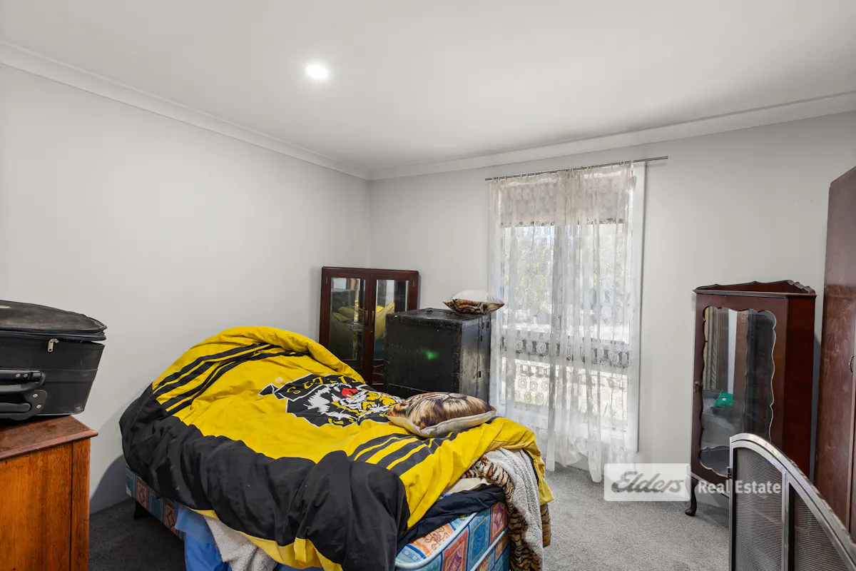 22 Clifton Street — photo 8 of 21