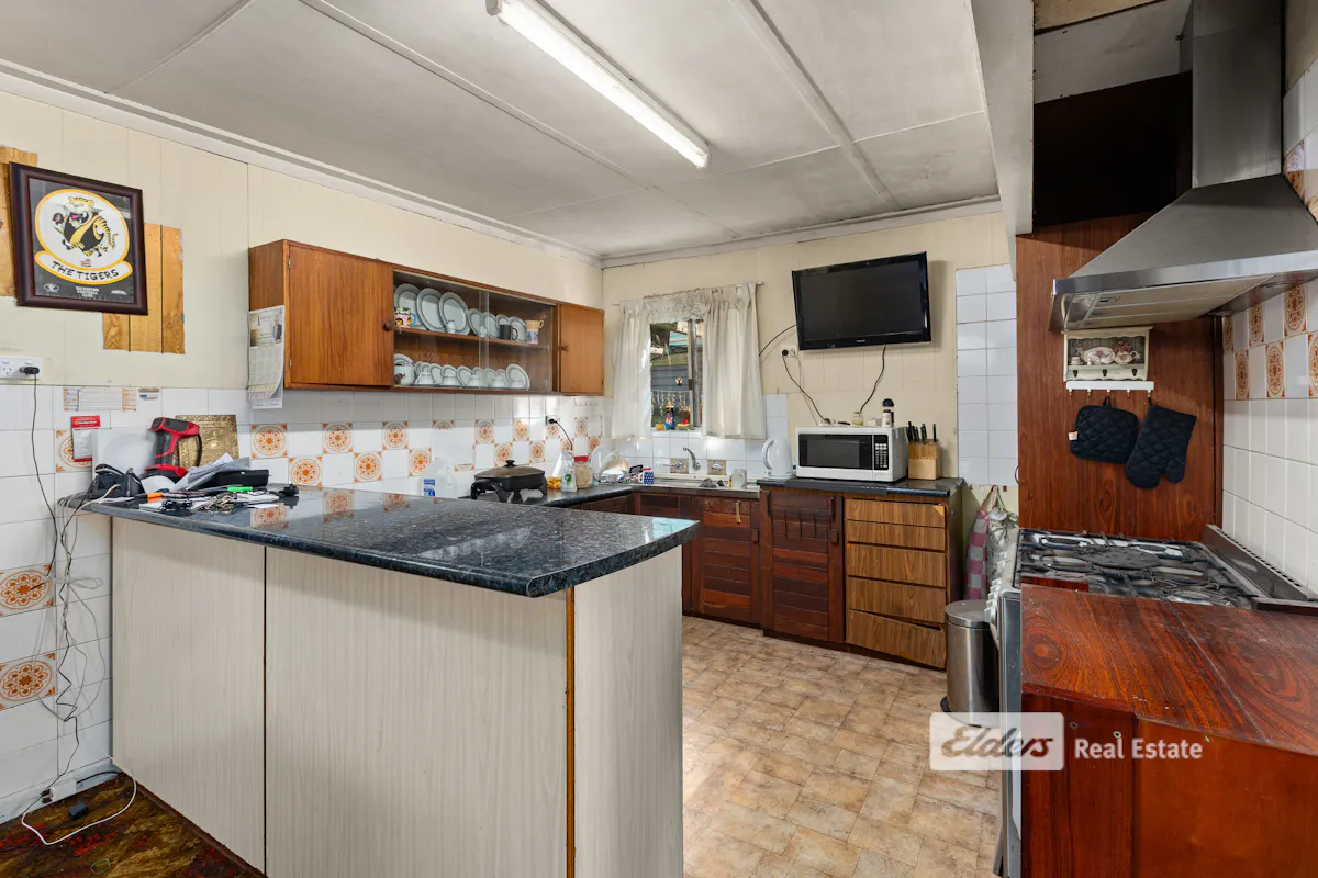 22 Clifton Street — photo 9 of 21