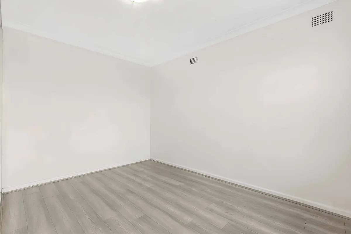 1/109 Elizabeth Street — photo 2 of 9