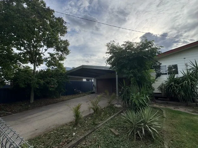 6 Naughtin Street — photo 14 of 15