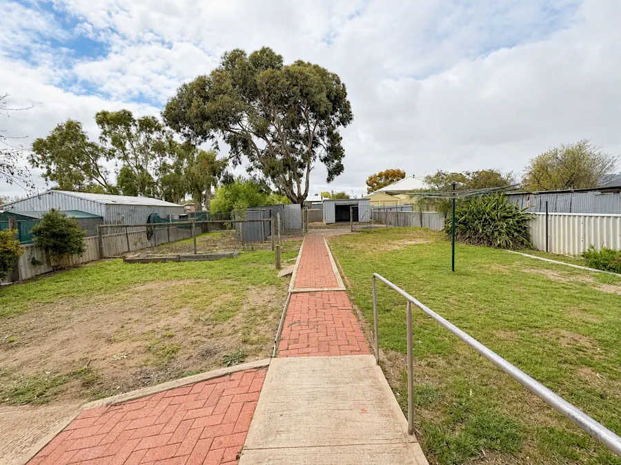 37 Doney Street, Narrogin, WA, 6312 - Image 12