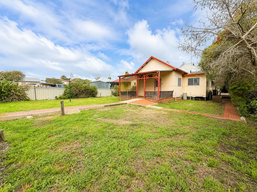 37 Doney Street, Narrogin, WA, 6312 - Image 13