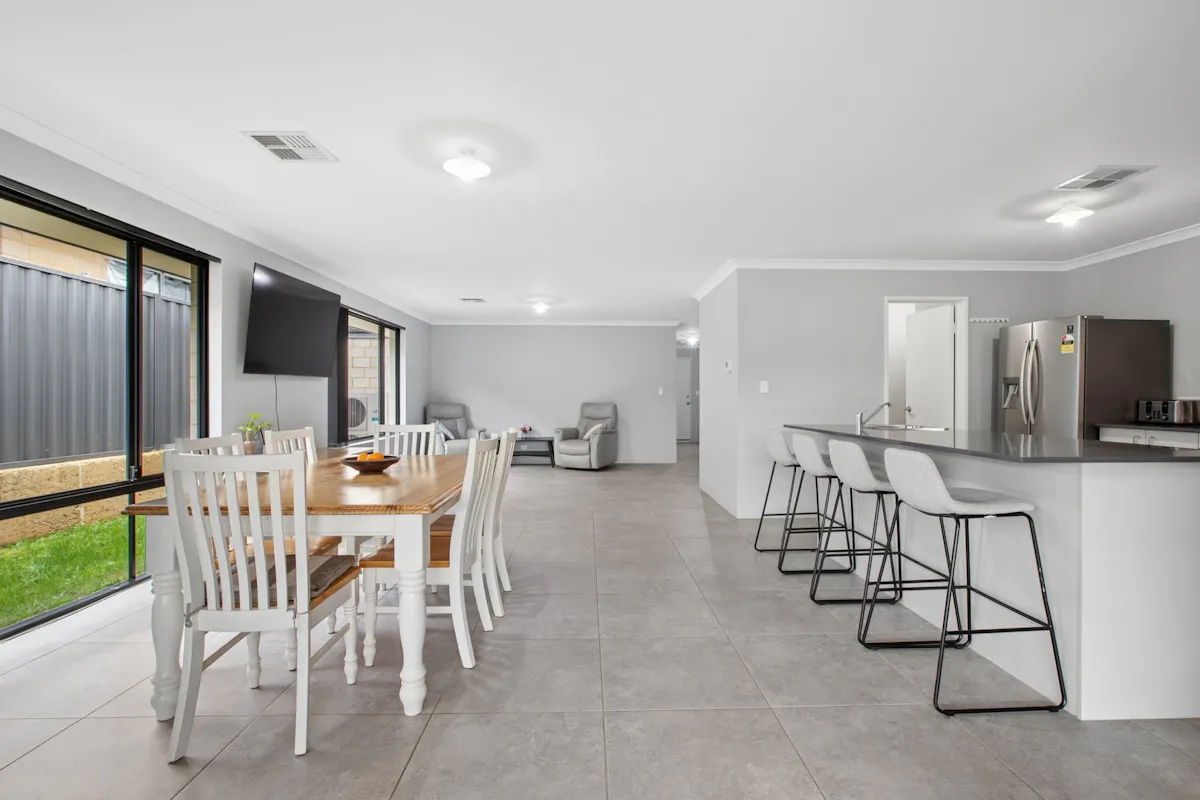 27 Candela Parkway — photo 3 of 27