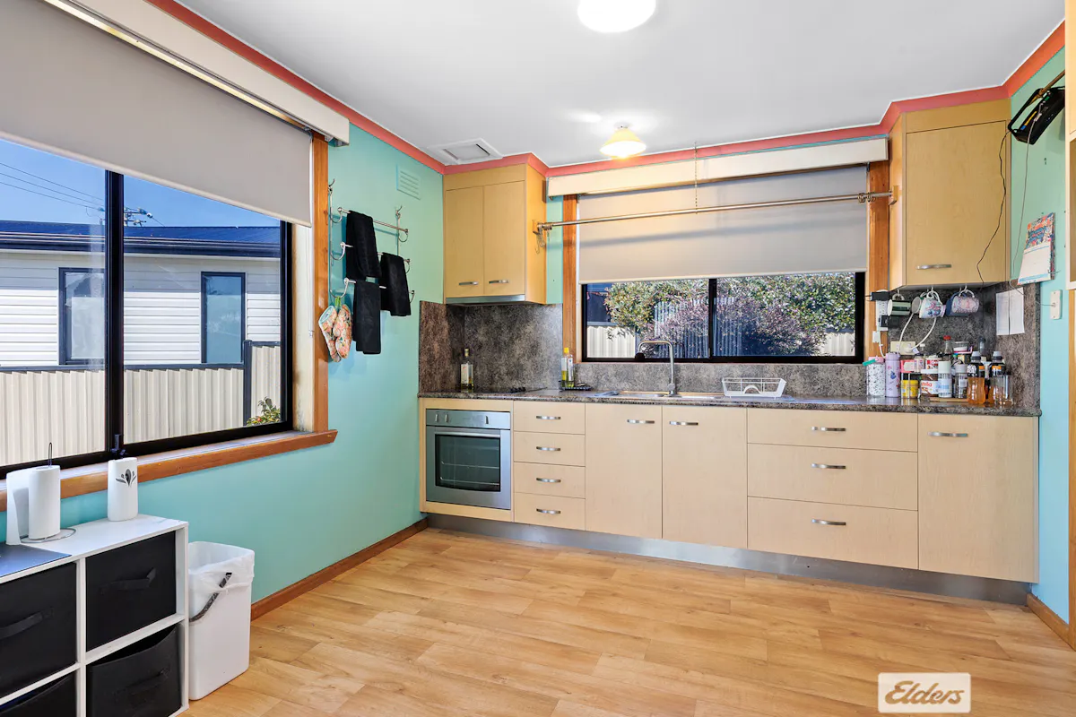 33 Griffith Street — photo 8 of 19