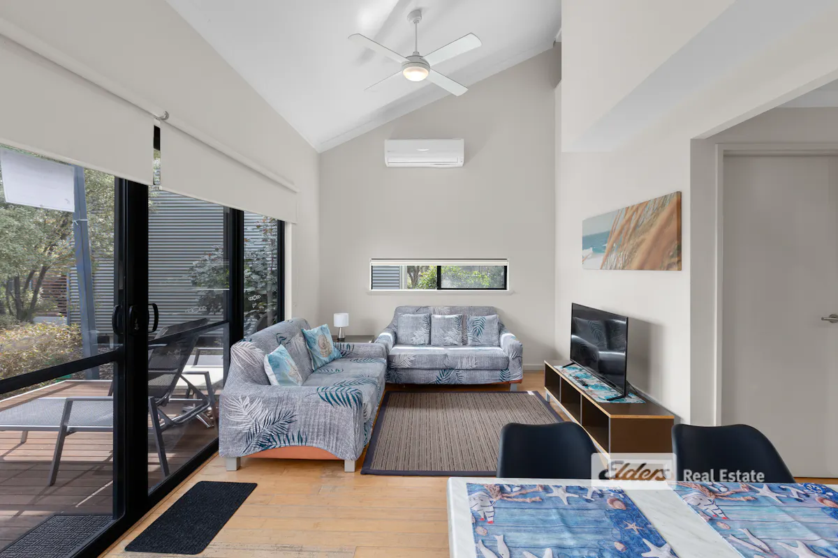 32/7 Panorama Drive — photo 11 of 19
