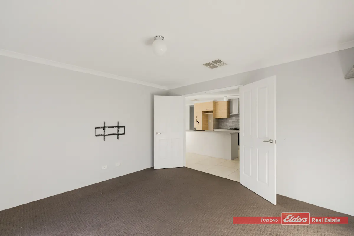 3 Maiden Way — photo 8 of 23