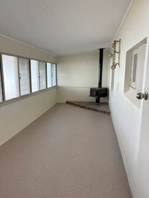 40 Edith Street — photo 10 of 10