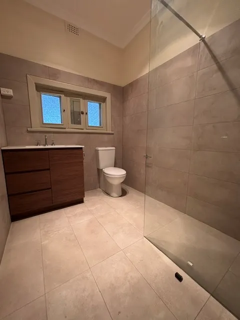 40 Edith Street — photo 9 of 10