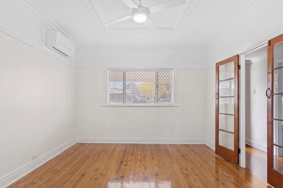 737 Ruthven Street — photo 2 of 10