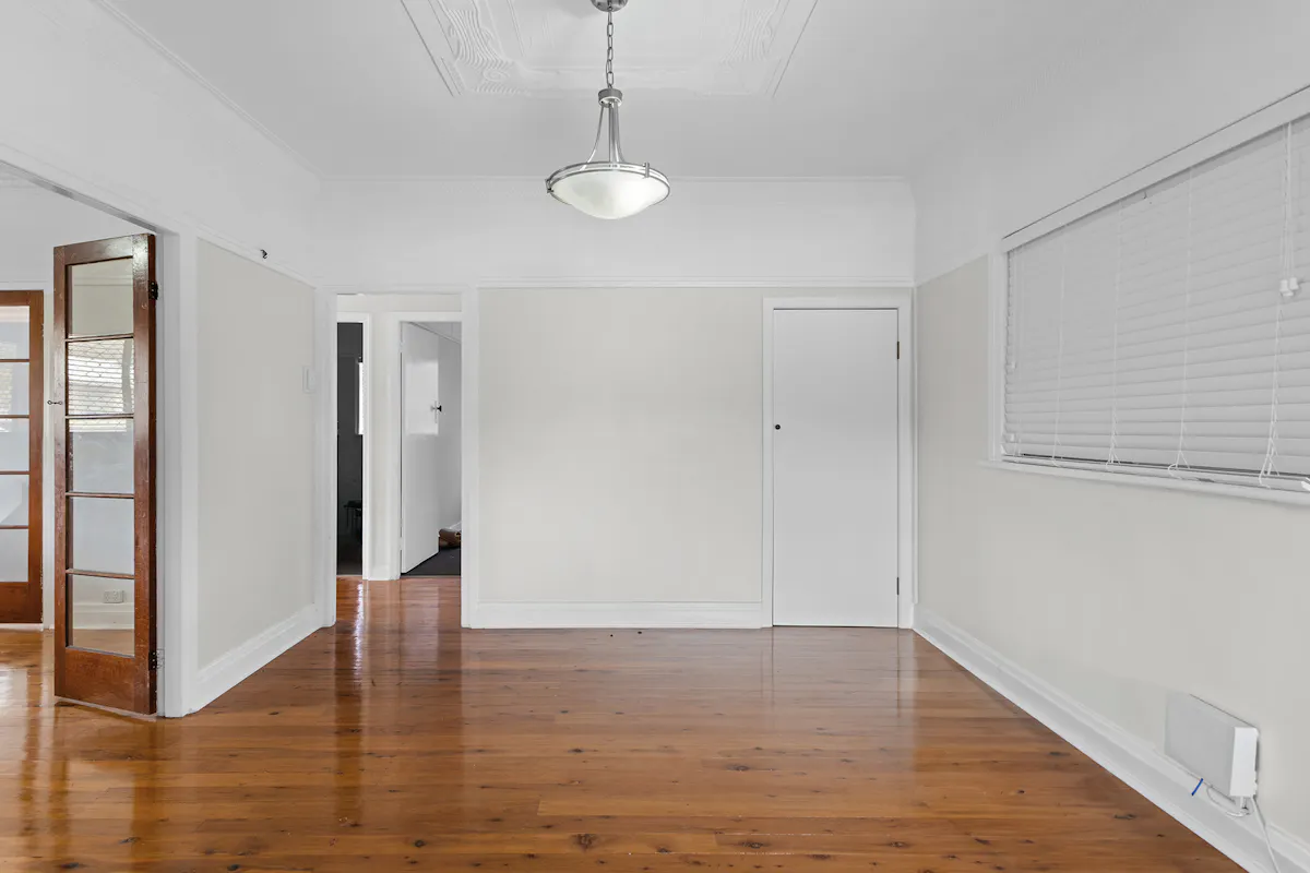 737 Ruthven Street — photo 3 of 10