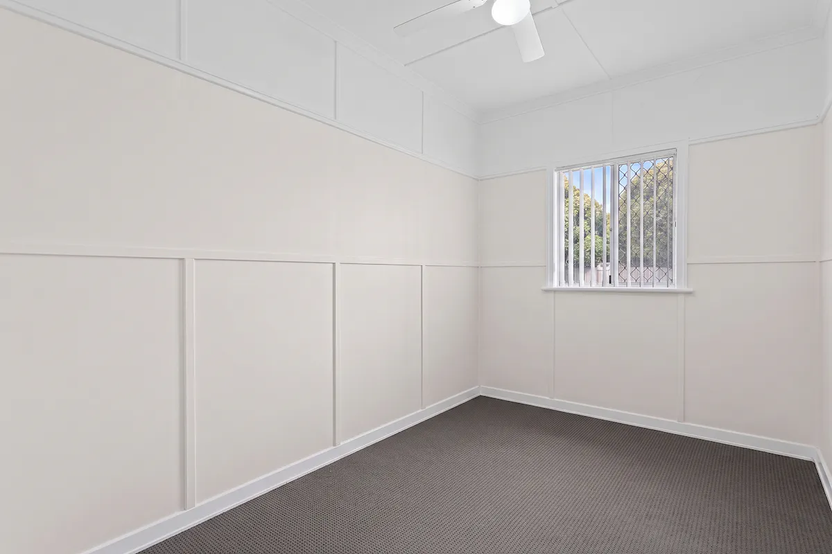 737 Ruthven Street — photo 6 of 10