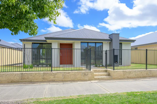 19 Kingston Drive — photo from Elders Real Estate Bunbury / Davenport - McCombe Road