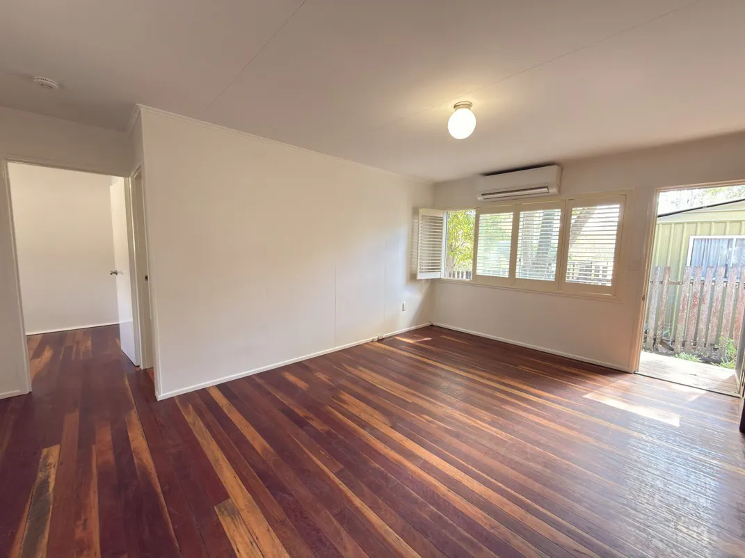 2/2 Callaghan Street — photo 3 of 14