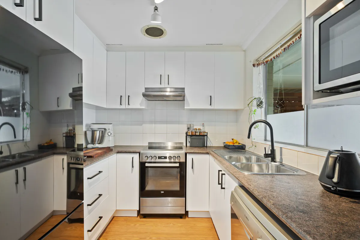 24B Carlisle Street — photo 8 of 27