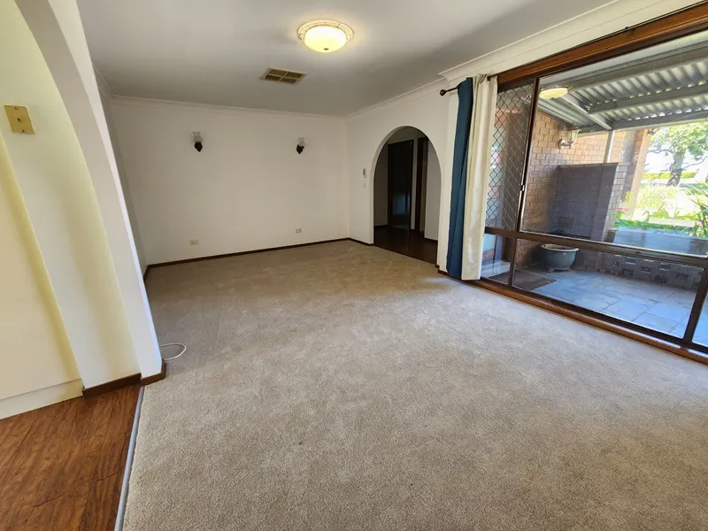 168 Cobra Street — photo 3 of 7