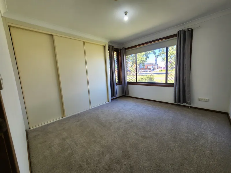 168 Cobra Street — photo 6 of 7