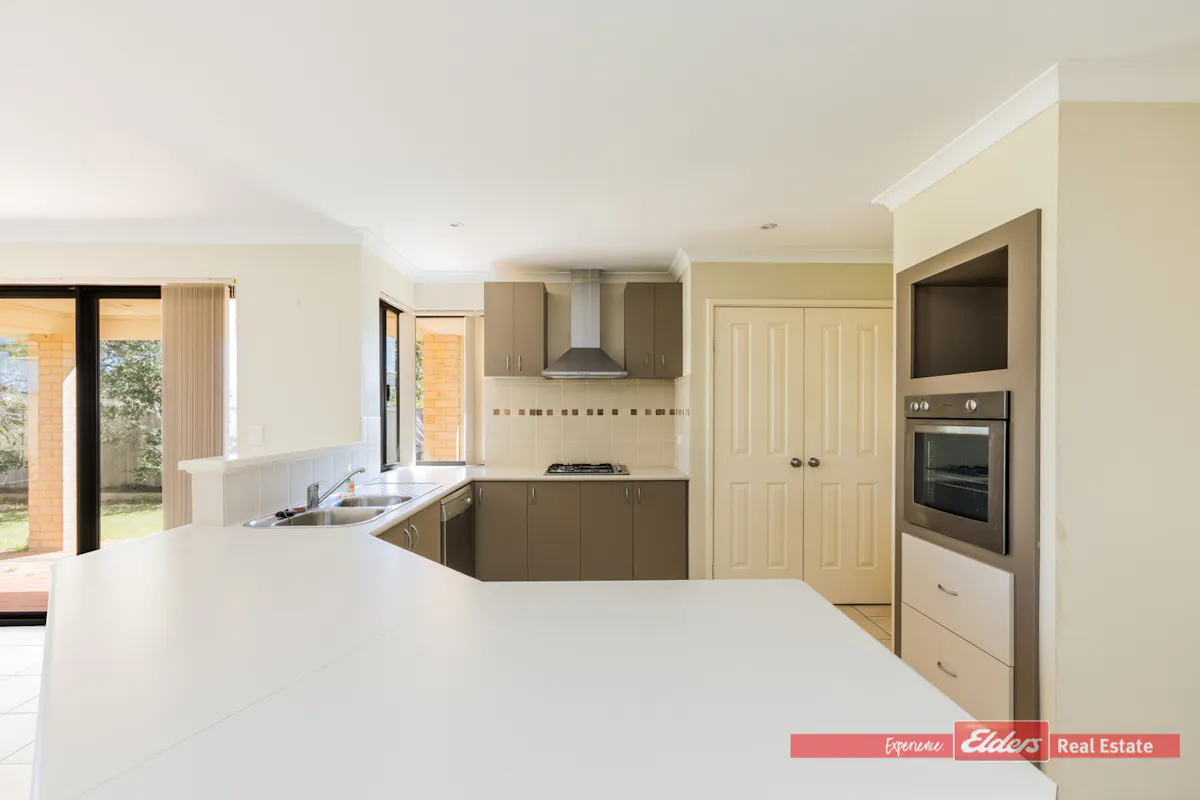 12/15 Cliffwood Place — photo 6 of 14
