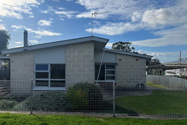 5 Attiwill Street — photo from Elders Real Estate Naracoorte