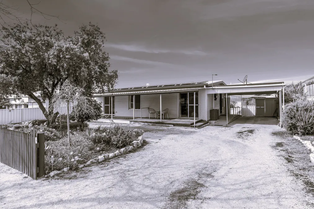 27 Second Street, Loxton, SA, 5333 - Image 1