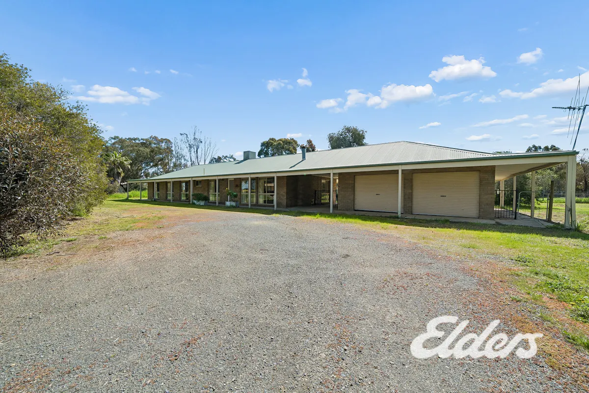 26 Katamatite - Yarrawonga Road — photo 2 of 22