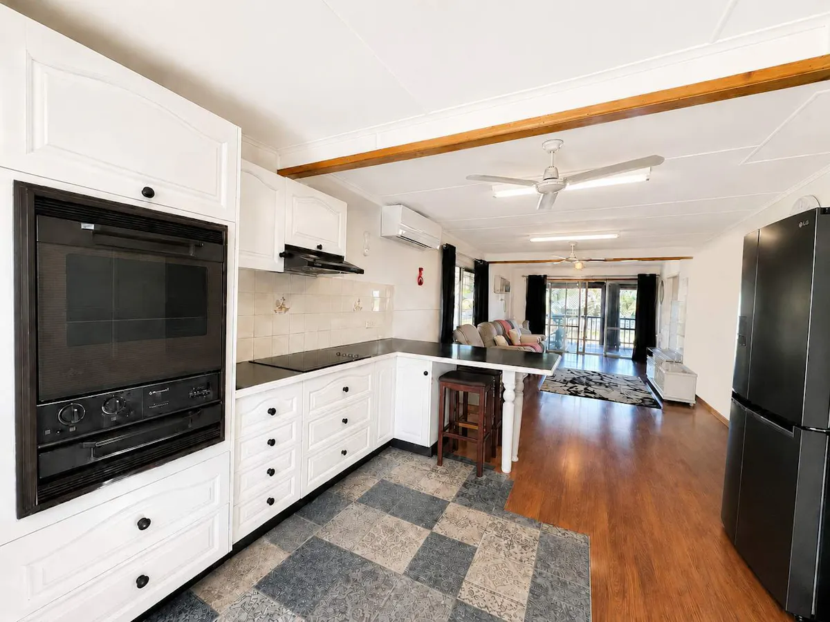 1 Carlow Drive — photo 4 of 15
