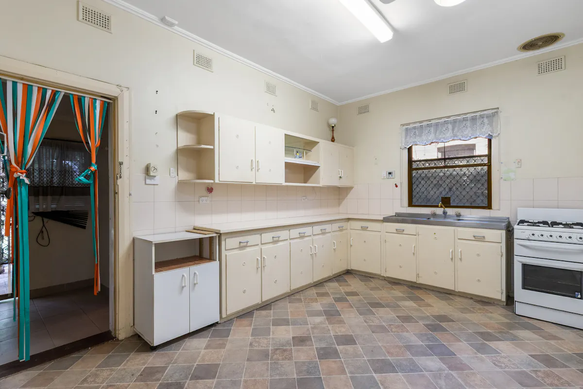 50 Wilpena Terrace — photo 5 of 18