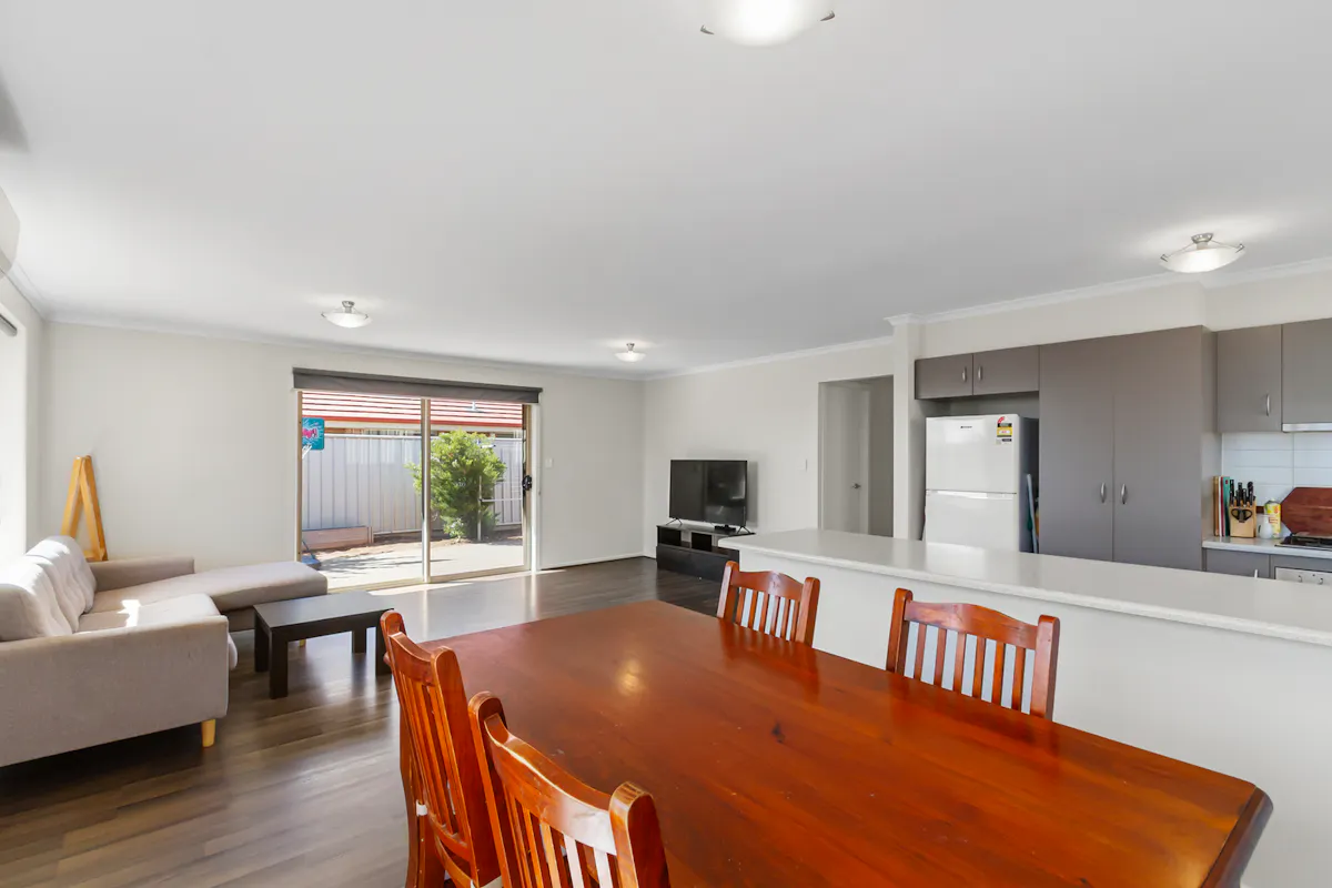 26/23 Francis Street — photo 13 of 19