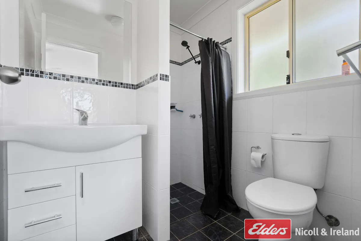 10 Blaxland Drive — photo 12 of 18