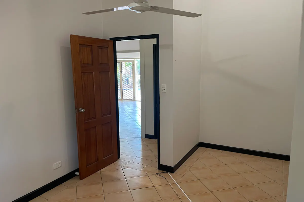 42 Shrike Lane — photo 4 of 16