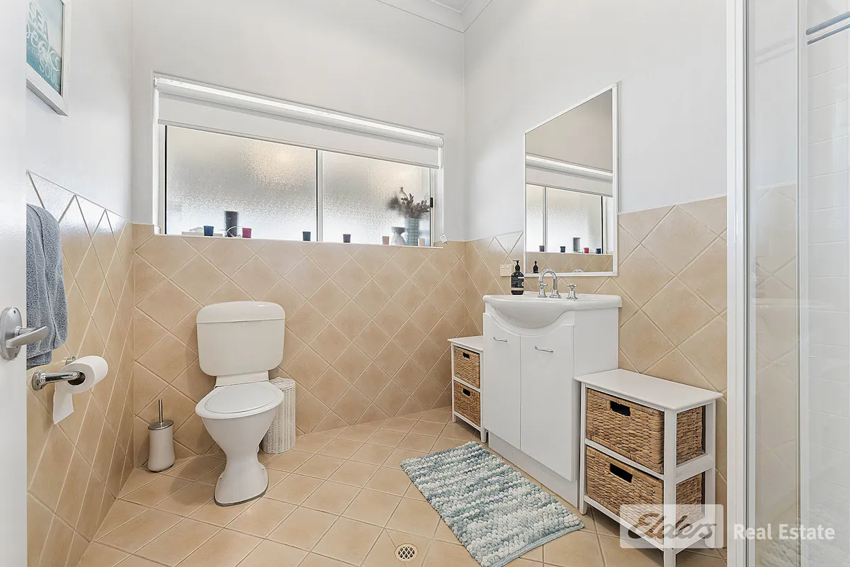 19 Lakeside Court — photo 18 of 25