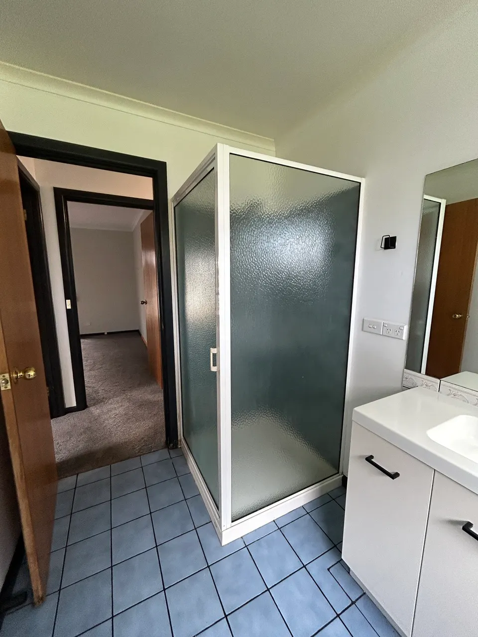 208 NORTH BOUNDARY Road — photo 4 of 12