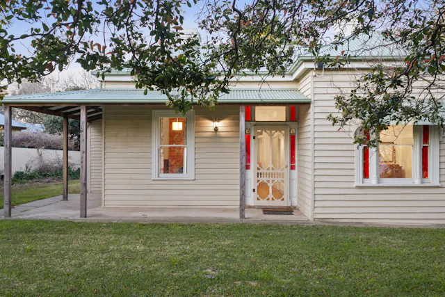 5 Noble Street — photo from Elders Real Estate Euroa