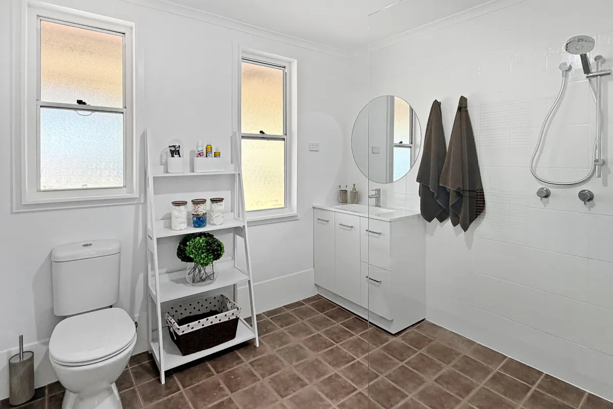90 Monaghan Street — photo 7 of 16