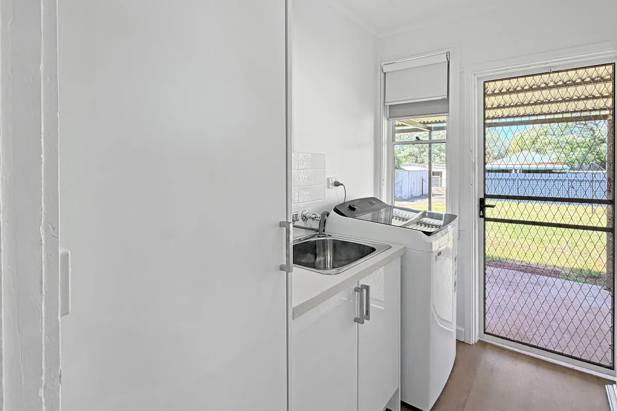 90 Monaghan Street — photo 11 of 16