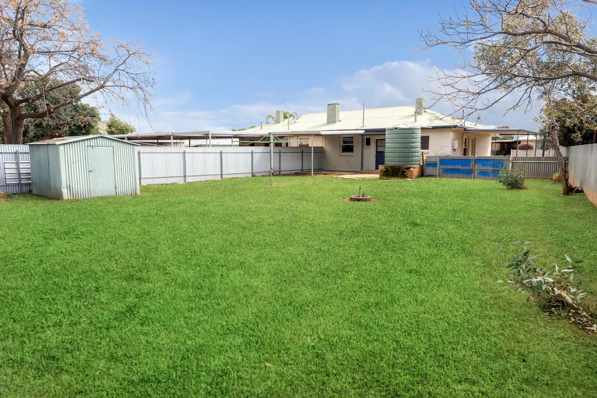 27 Coral Street — photo 10 of 13