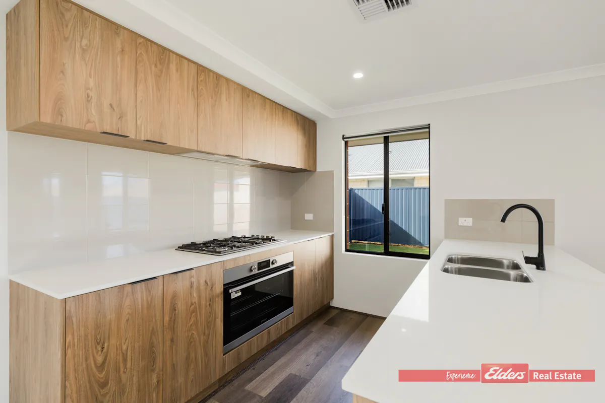 74 Claret Ash Boulevard — photo 5 of 20
