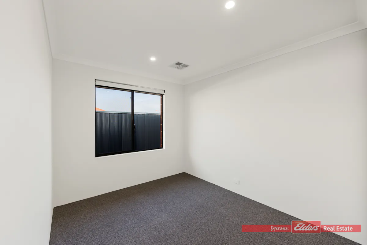 74 Claret Ash Boulevard — photo 15 of 20