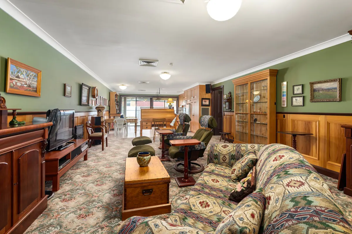 76 Albury Street — photo 16 of 28