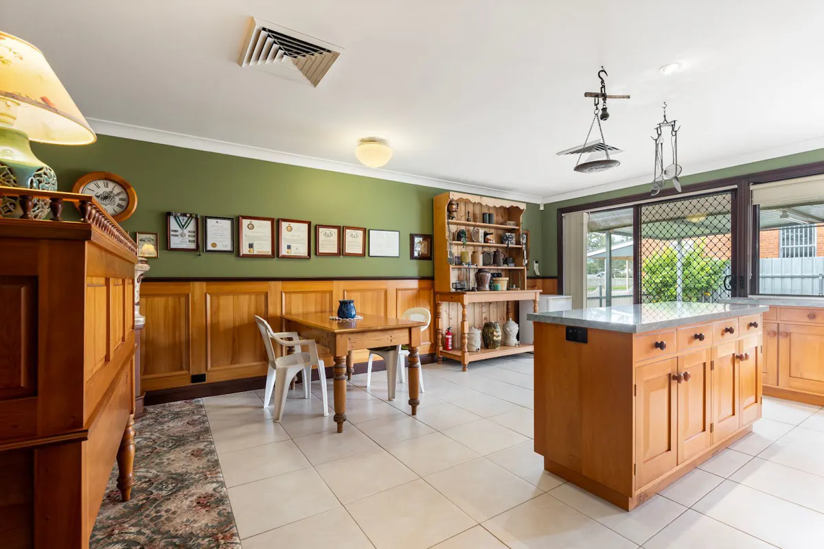 76 Albury Street — photo 14 of 28