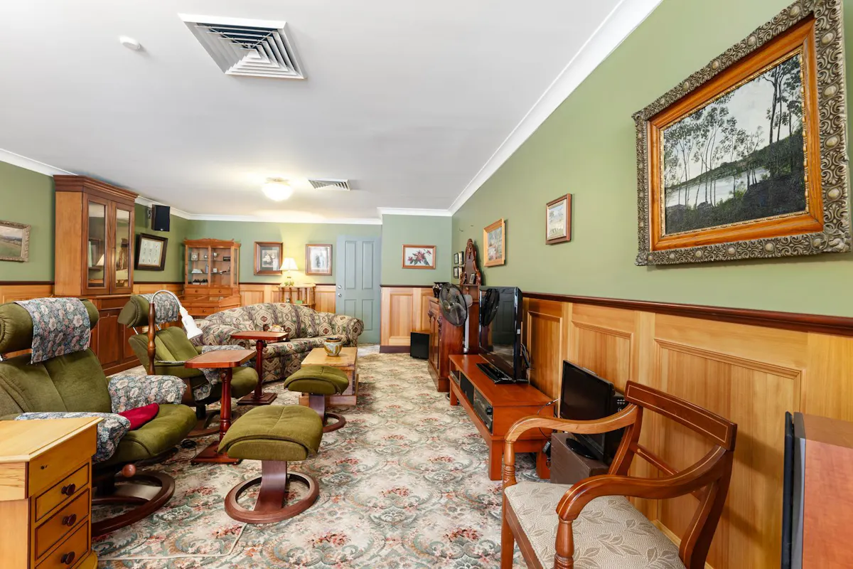 76 Albury Street — photo 18 of 28