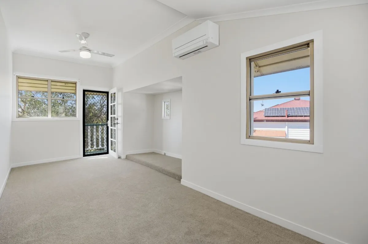 4/34 Waghorn Street — photo 2 of 7
