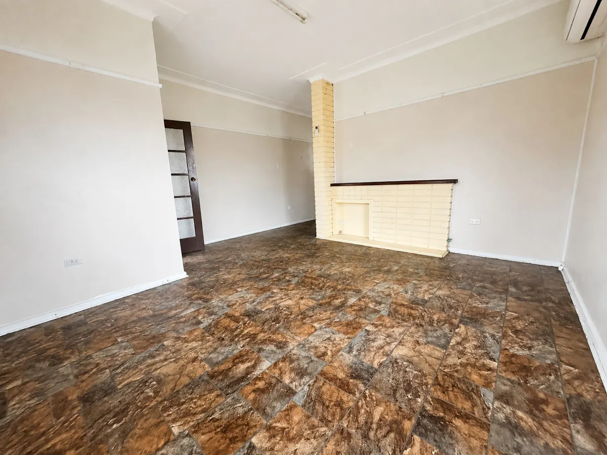 14 Alexandra Street — photo 4 of 6