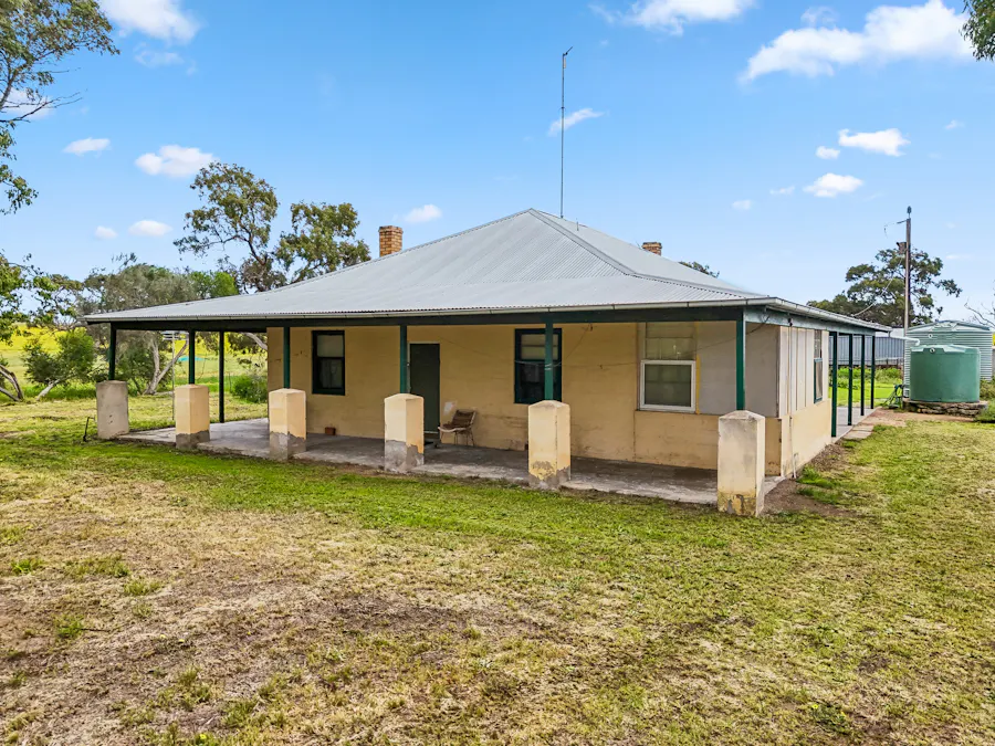 3025 Dukes Highway, Coomandook, SA, 5261 - Image 1