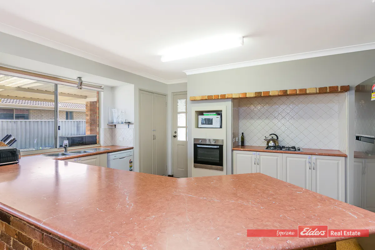 23 Port Royal Drive — photo 9 of 18