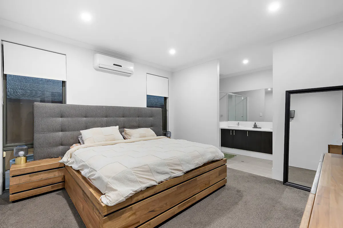45 Chilvers Street — photo 12 of 30