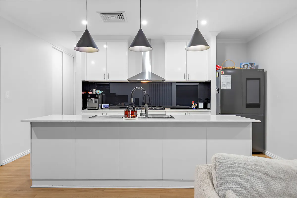 45 Chilvers Street — photo 8 of 30