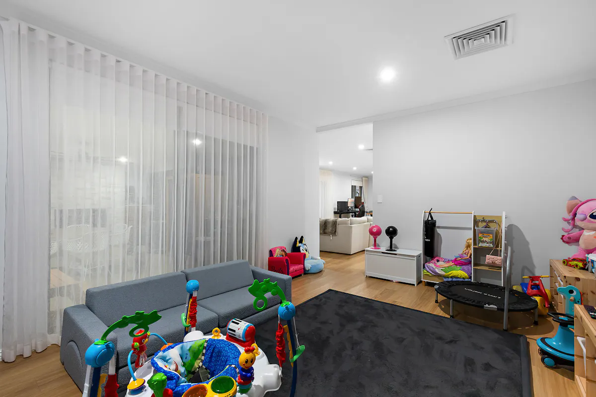 45 Chilvers Street — photo 18 of 30