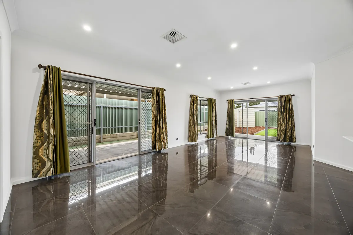 10 Trevor Street — photo 4 of 28