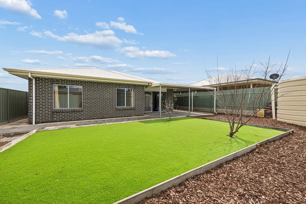10 Trevor Street — photo 25 of 28